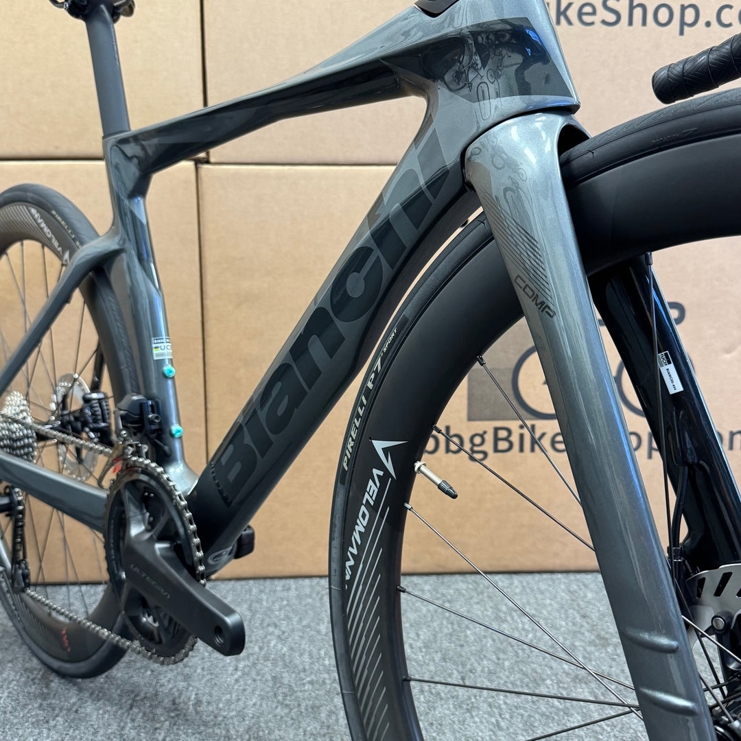 New Bianchi Oltre Comp, Ultegra Di2 12-speed, Carbon Fiber Road Bike-2024, 47cm