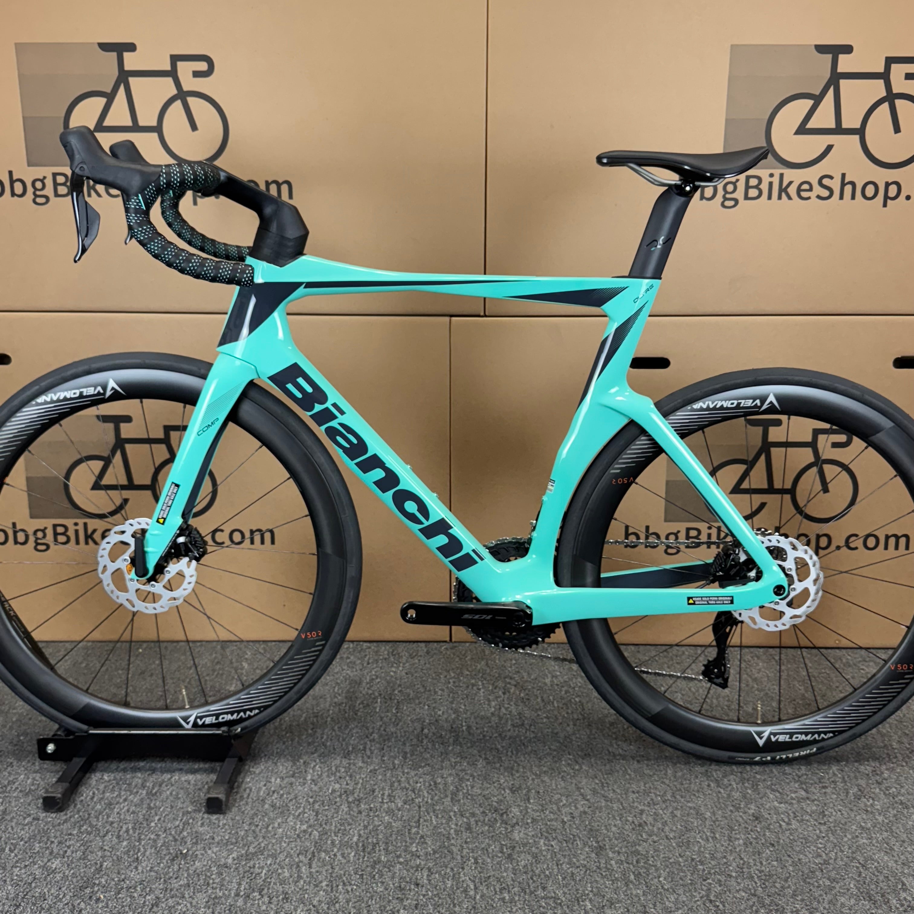 New Bianchi Oltre Comp, 12-speed Shimano 105, Carbon Fiber Road