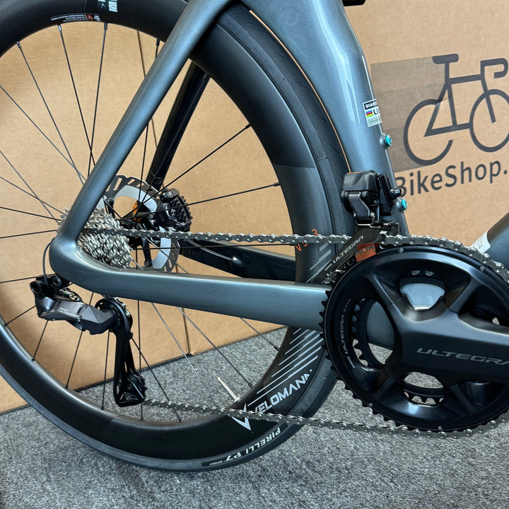 New Bianchi Oltre Comp, Ultegra Di2 12-speed, Carbon Fiber Road Bike-2024, 57cm