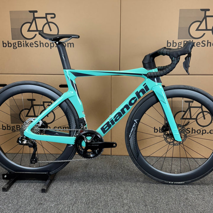 New Bianchi Oltre Comp, 12-speed Shimano 105, Carbon Fiber Road Bike-2024, 53cm