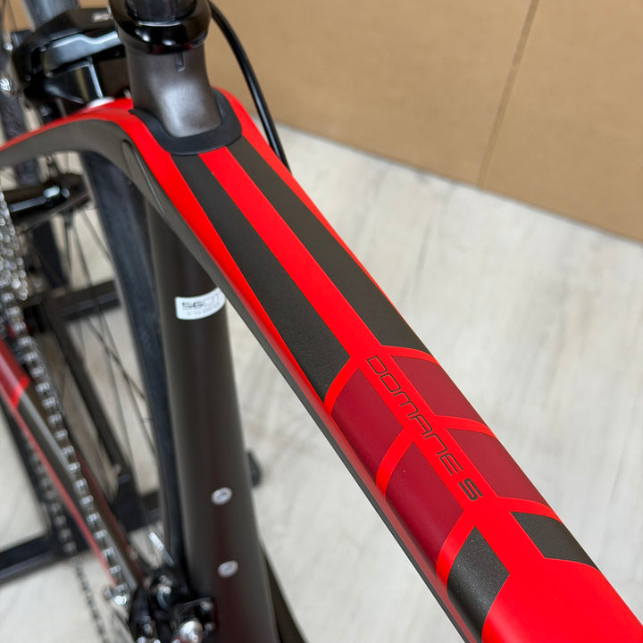 Used Trek Domane S 4, Carbon FIber Road Bike, 11-speed, Shimano 105- 2017, 56cm