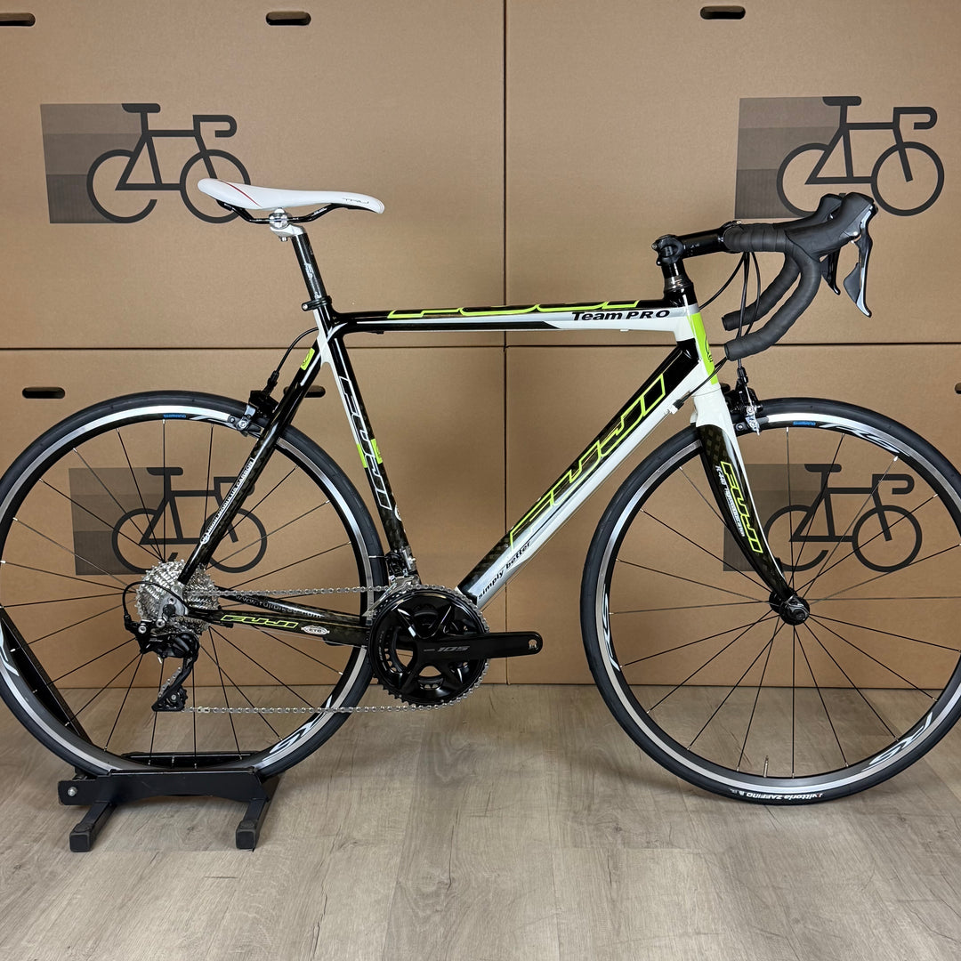 Used Fuji Team Pro, 11-Speed Shimano 105, Carbon Fiber Road Bike-2008, 58cm