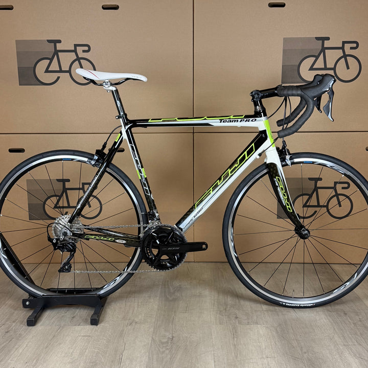 Used Fuji Team Pro, 11-Speed Shimano 105, Carbon Fiber Road Bike-2008, 58cm
