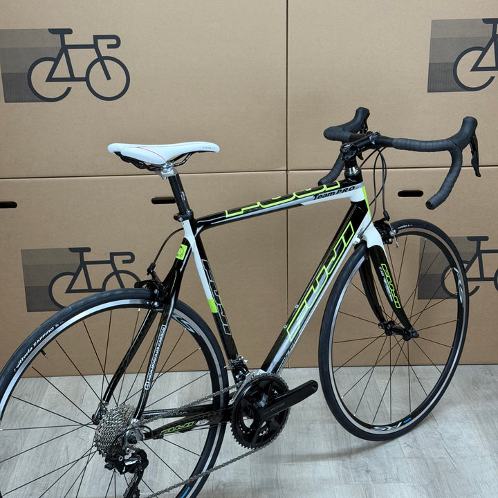 Used Fuji Team Pro, 11-Speed Shimano 105, Carbon Fiber Road Bike-2008, 58cm