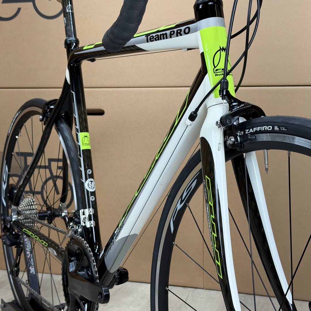 Used Fuji Team Pro, 11-Speed Shimano 105, Carbon Fiber Road Bike-2008, 58cm