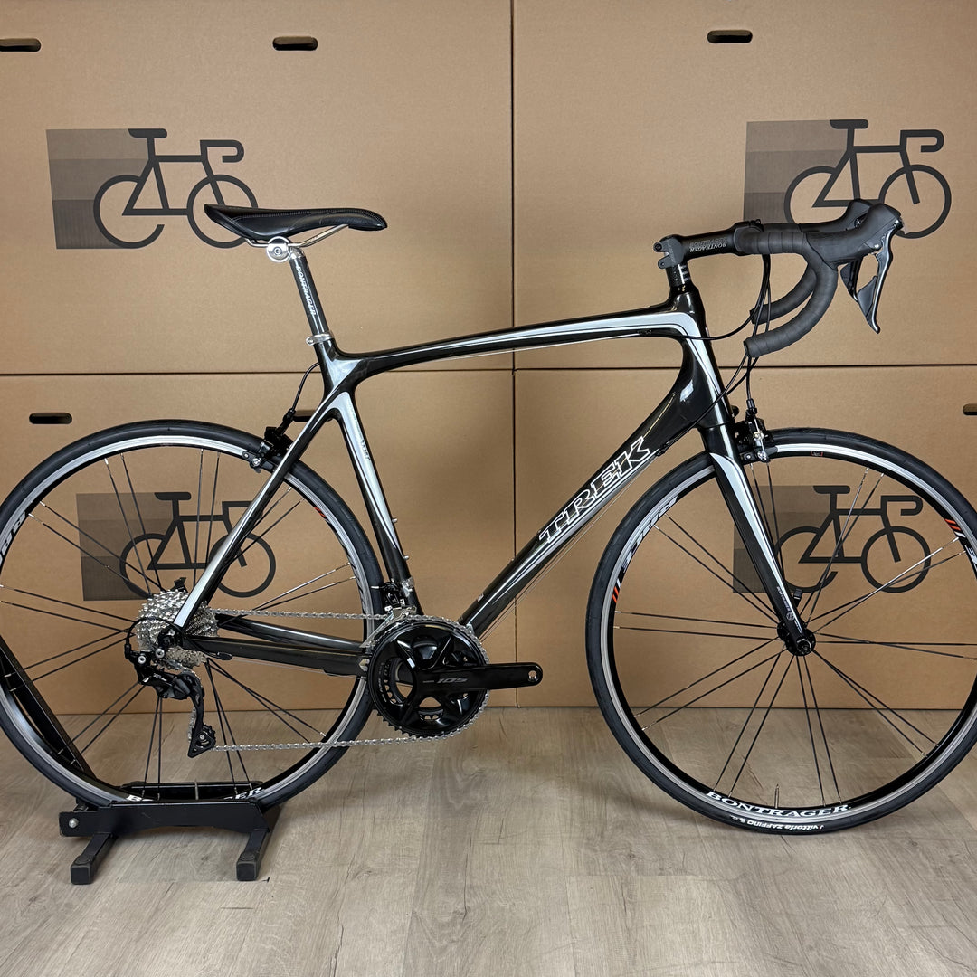 Used Trek Madone 4.5, New 11-speed Shimano 105, Carbon Fiber Road Bike-2008, 58cm