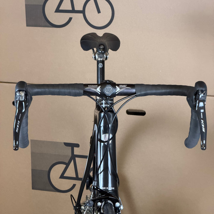 Used Trek Madone 4.5, New 11-speed Shimano 105, Carbon Fiber Road Bike-2008, 58cm