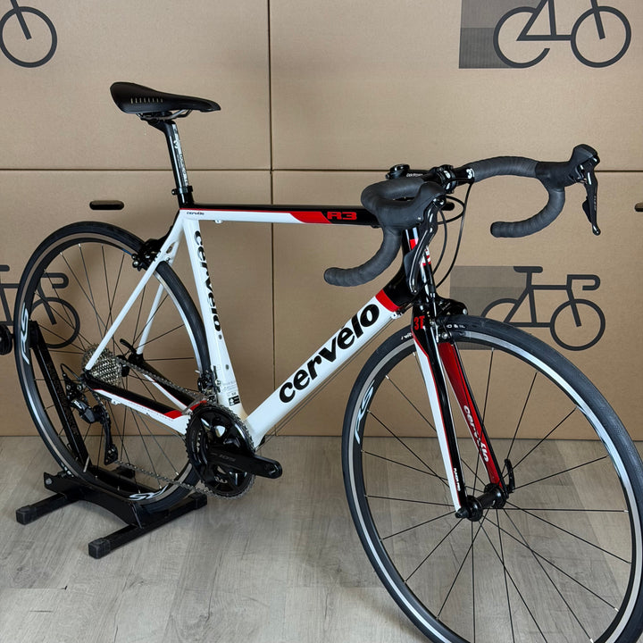 Used Cervelo R3, New 11-speed Shimano 105, Carbon Fiber Road Bike-2011, 58cm