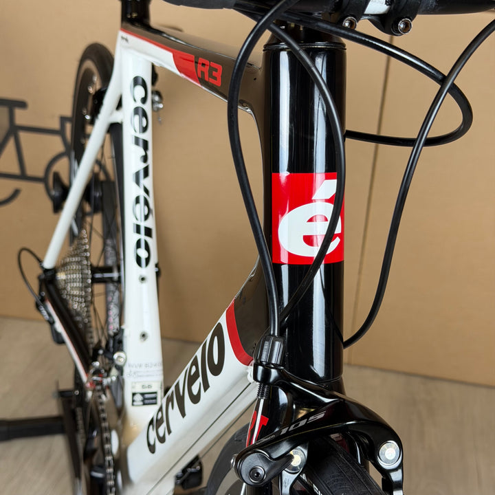 Used Cervelo R3, New 11-speed Shimano 105, Carbon Fiber Road Bike-2011, 58cm