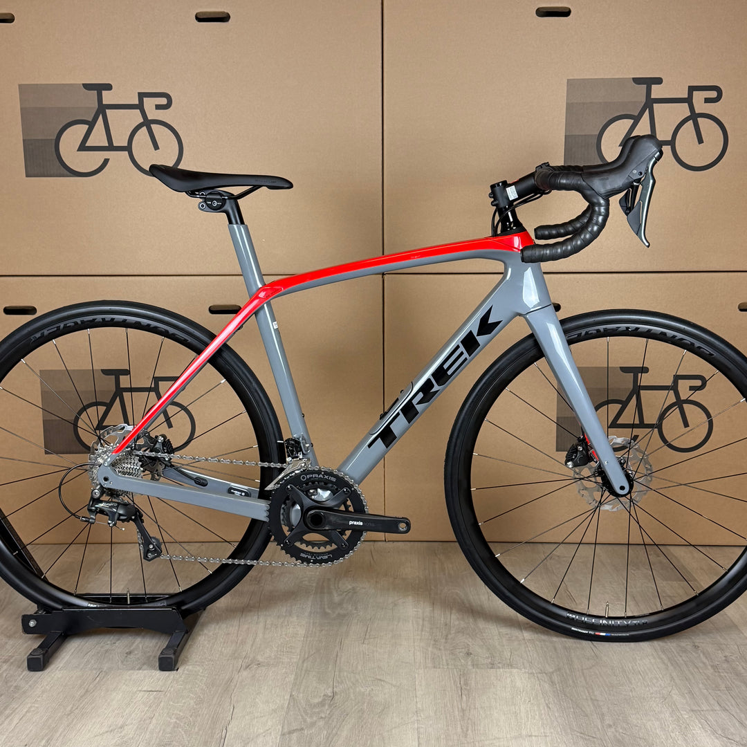 Used Trek Domane SL 4 Carbon Disc Road Bike Shimano Tiagra-2021, 54cm