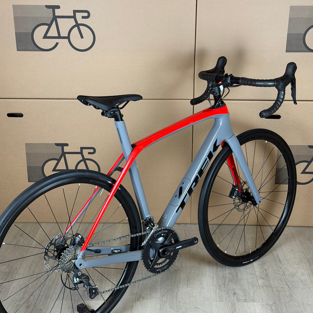 Used Trek Domane SL 4 Carbon Disc Road Bike Shimano Tiagra-2021, 54cm