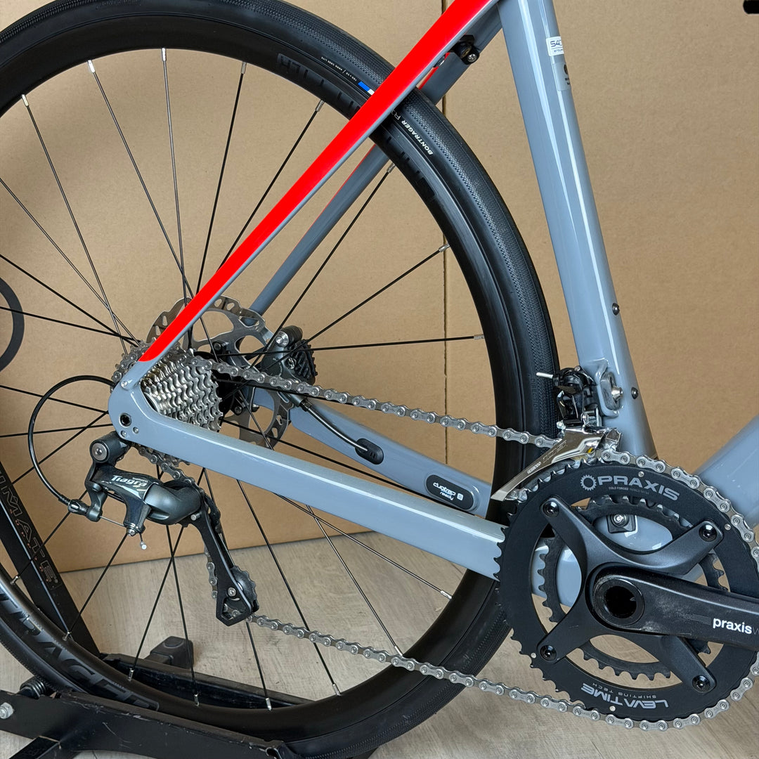 Used Trek Domane SL 4 Carbon Disc Road Bike Shimano Tiagra-2021, 54cm