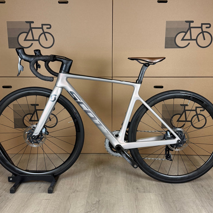 Used Scott Addict RC 10, SRAM Force eTap AXS Carbon Road Bike-2022, 52cm