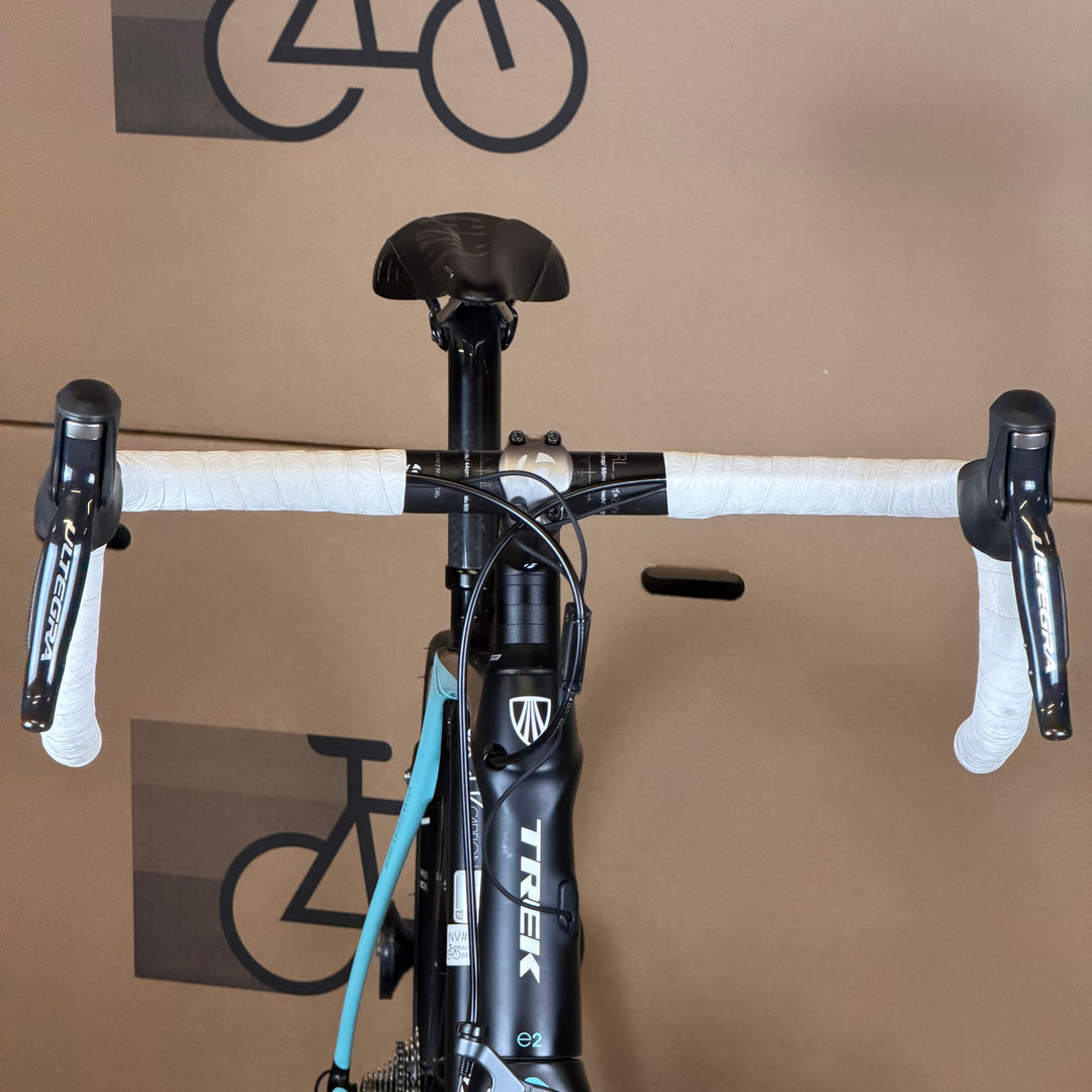 Used Trek Domane 5.9, Carbon Road Bike, Shimano Ultegra Di2 11-Speed, 2014-58cm