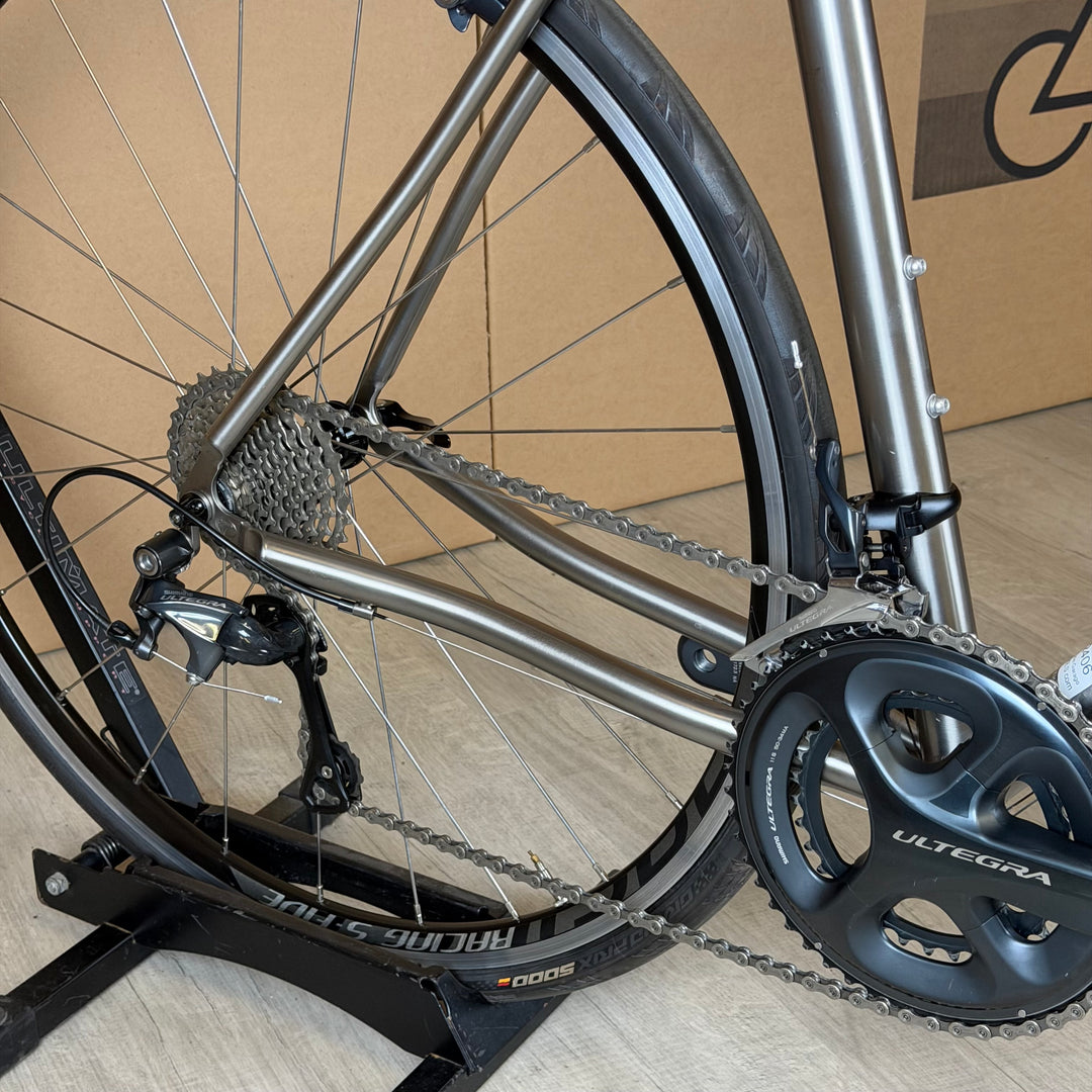 Used Seven Cycles Axiom SL Custom Titanium Road Bike Shimano Ultegra 11-Speed, 54cm