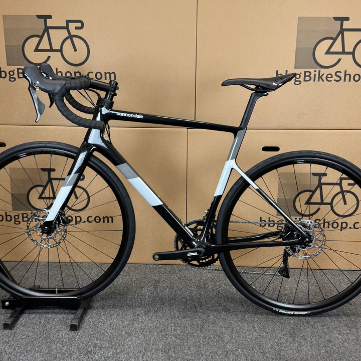 Used Cannondale SuperSix EVO Disc, Carbon Fiber Road Bike-2022, 54cm