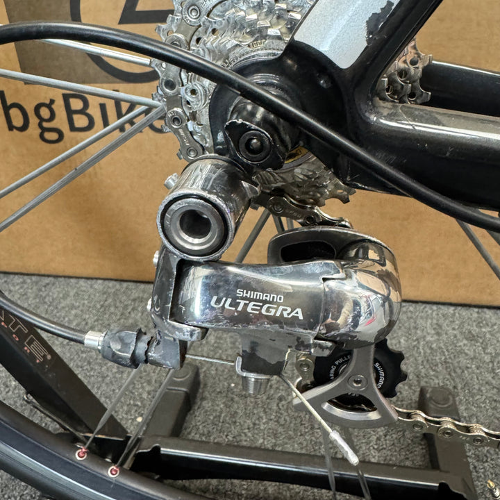 Used Trek Madone 5.2, Carbon Fiber Road Bike - 2008, 52cm
