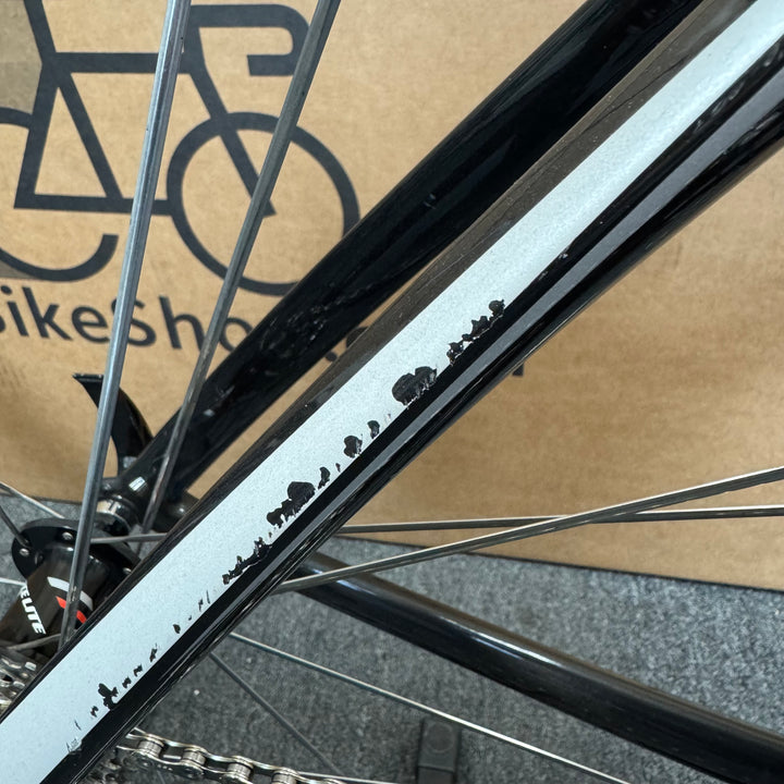 Used Trek Madone 5.2, Carbon Fiber Road Bike - 2008, 52cm