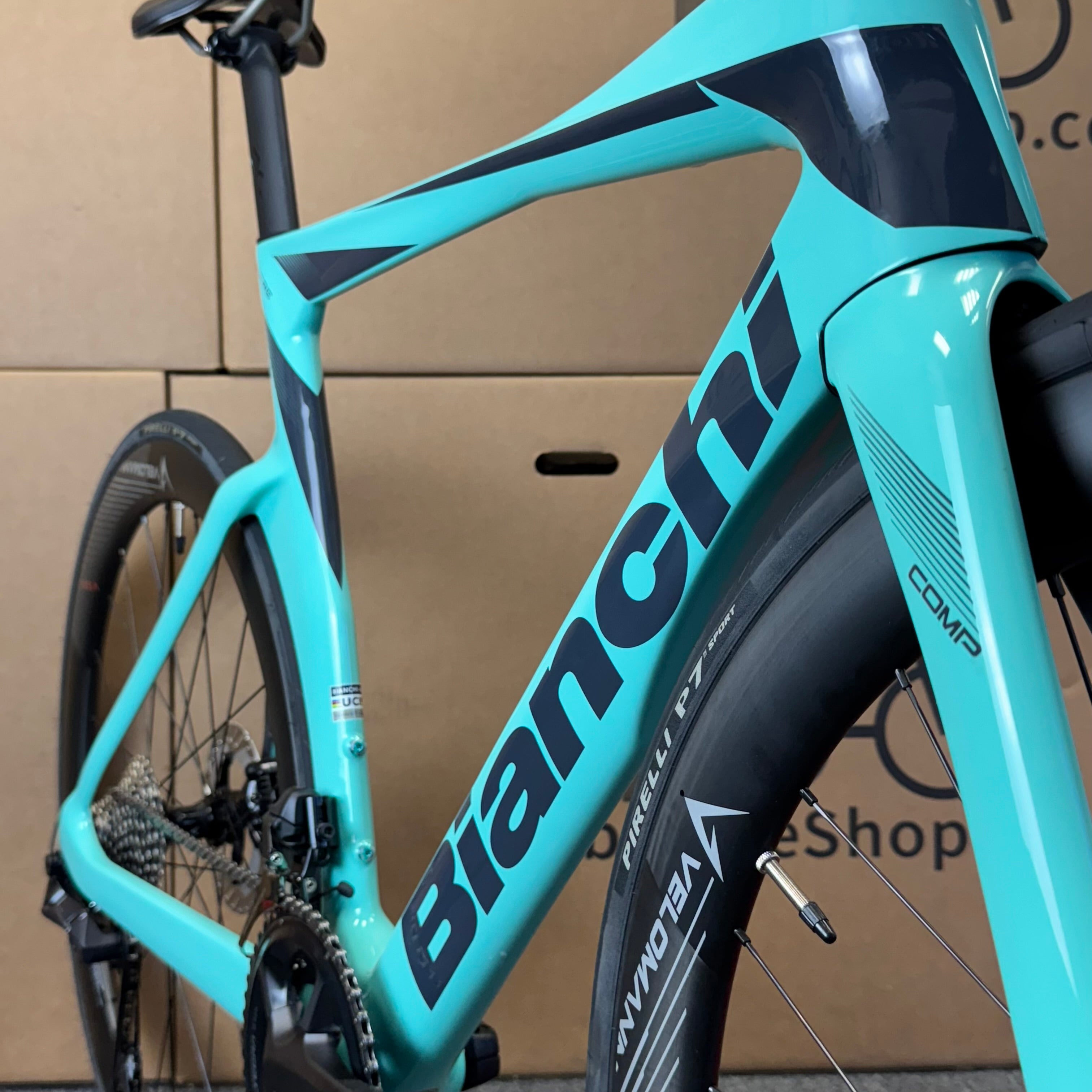 New Bianchi Oltre Comp, Ultegra Di2 12-speed, Carbon Fiber Road