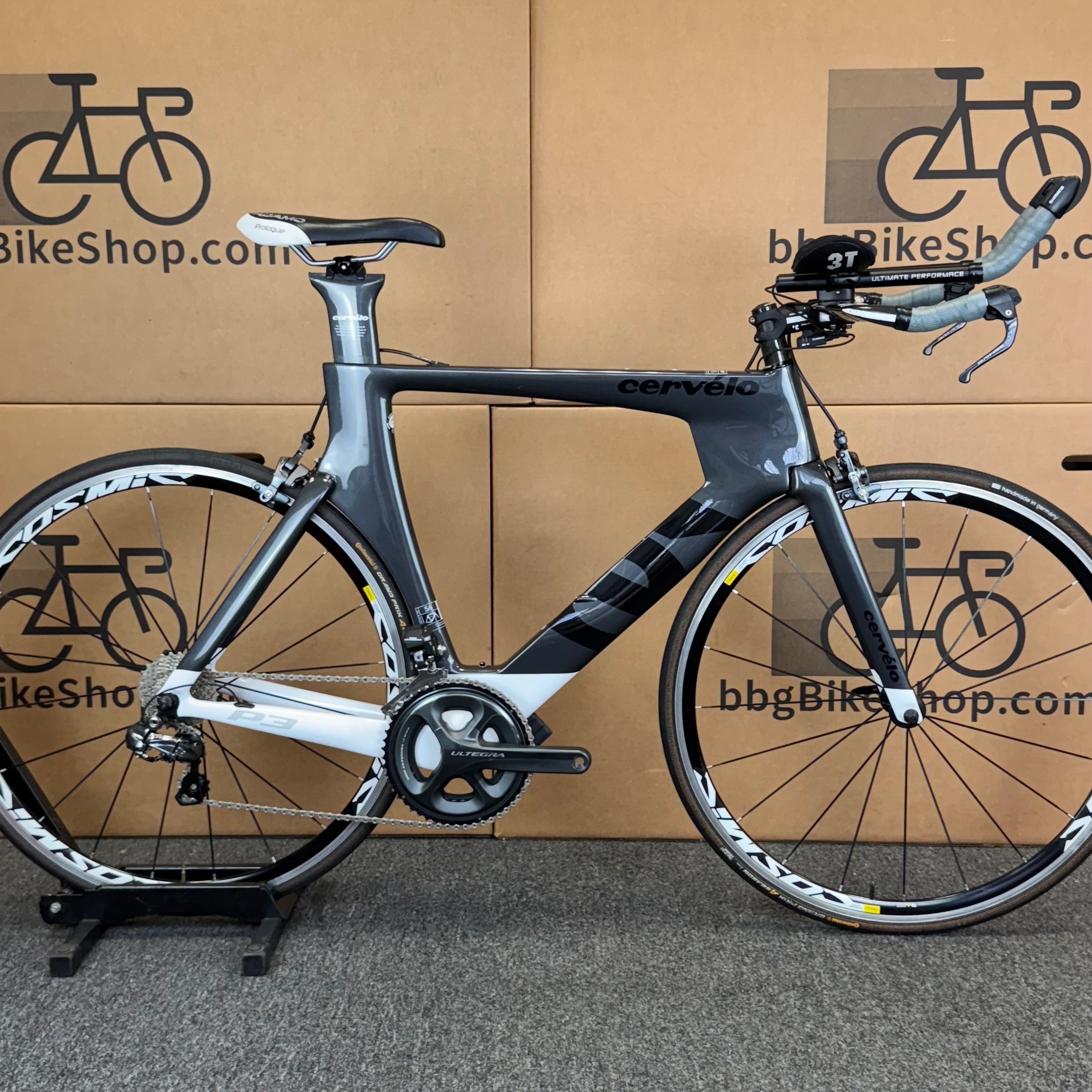 Used Cervelo P3, Ultegra Di2 11-speed, Carbon Fiber Triathlon Bike