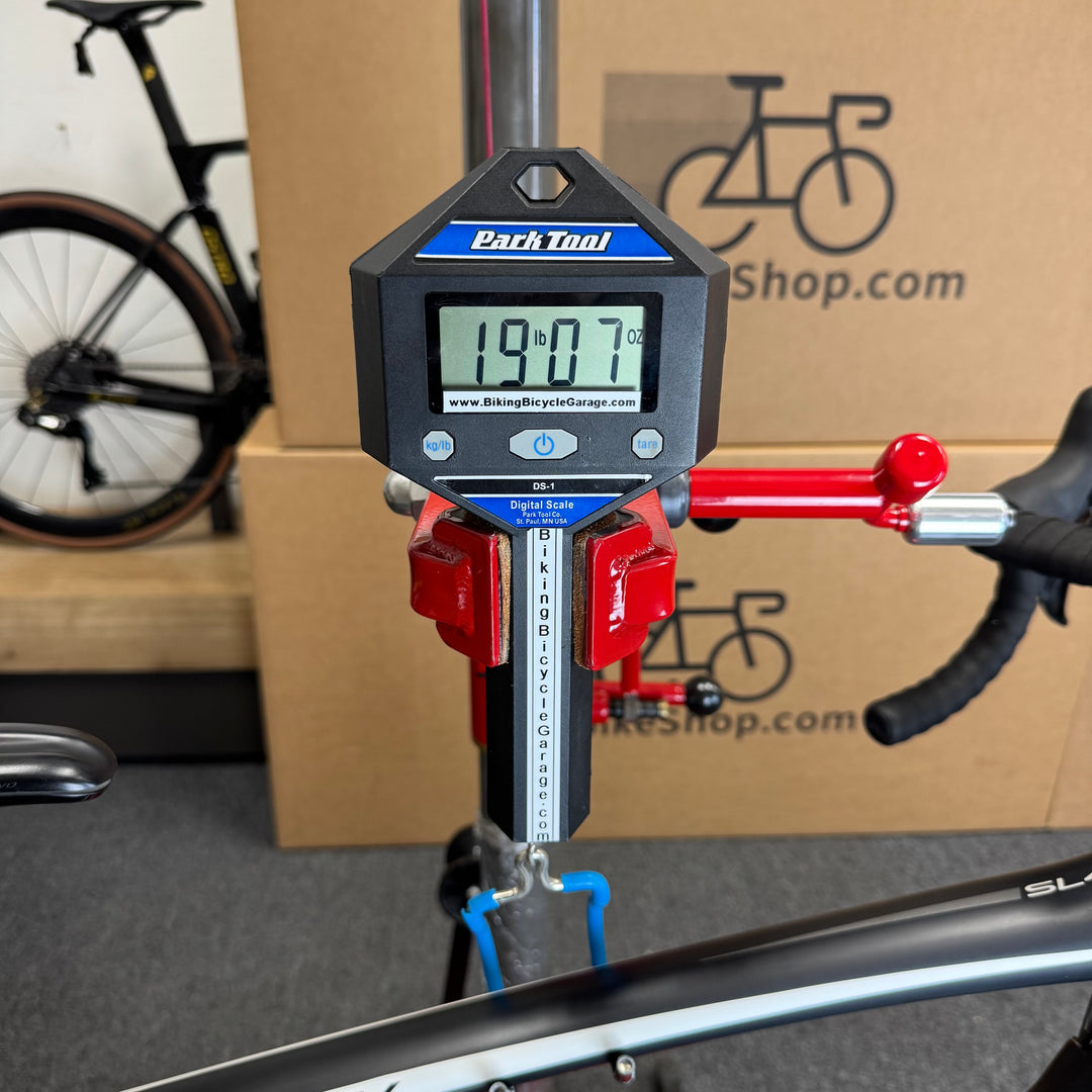 Used Specialized Roubaix SL4 Pro Disc, Carbon Fiber Road Bike-2015, 58cm