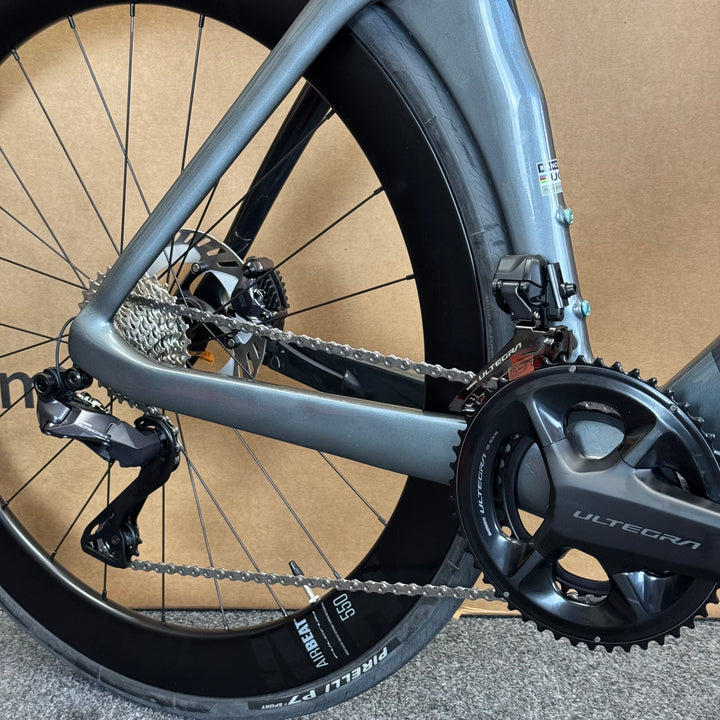New Bianchi Oltre Comp, Ultegra Di2 12-speed, Carbon Fiber Road Bike-2024, 57cm