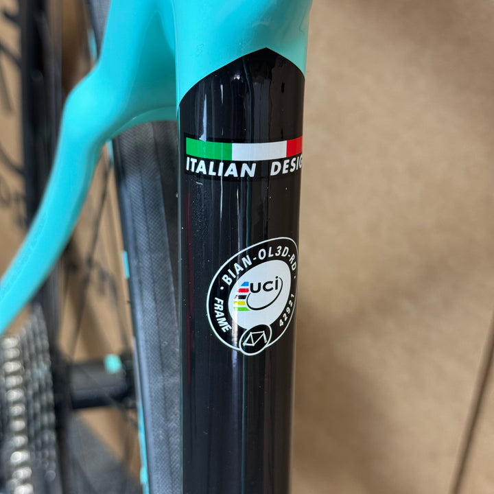 Used Bianchi Oltre XR3, Carbon Fiber Road Bike-2021, 55cm