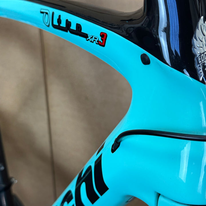 Used Bianchi Oltre XR3, Carbon Fiber Road Bike-2021, 55cm