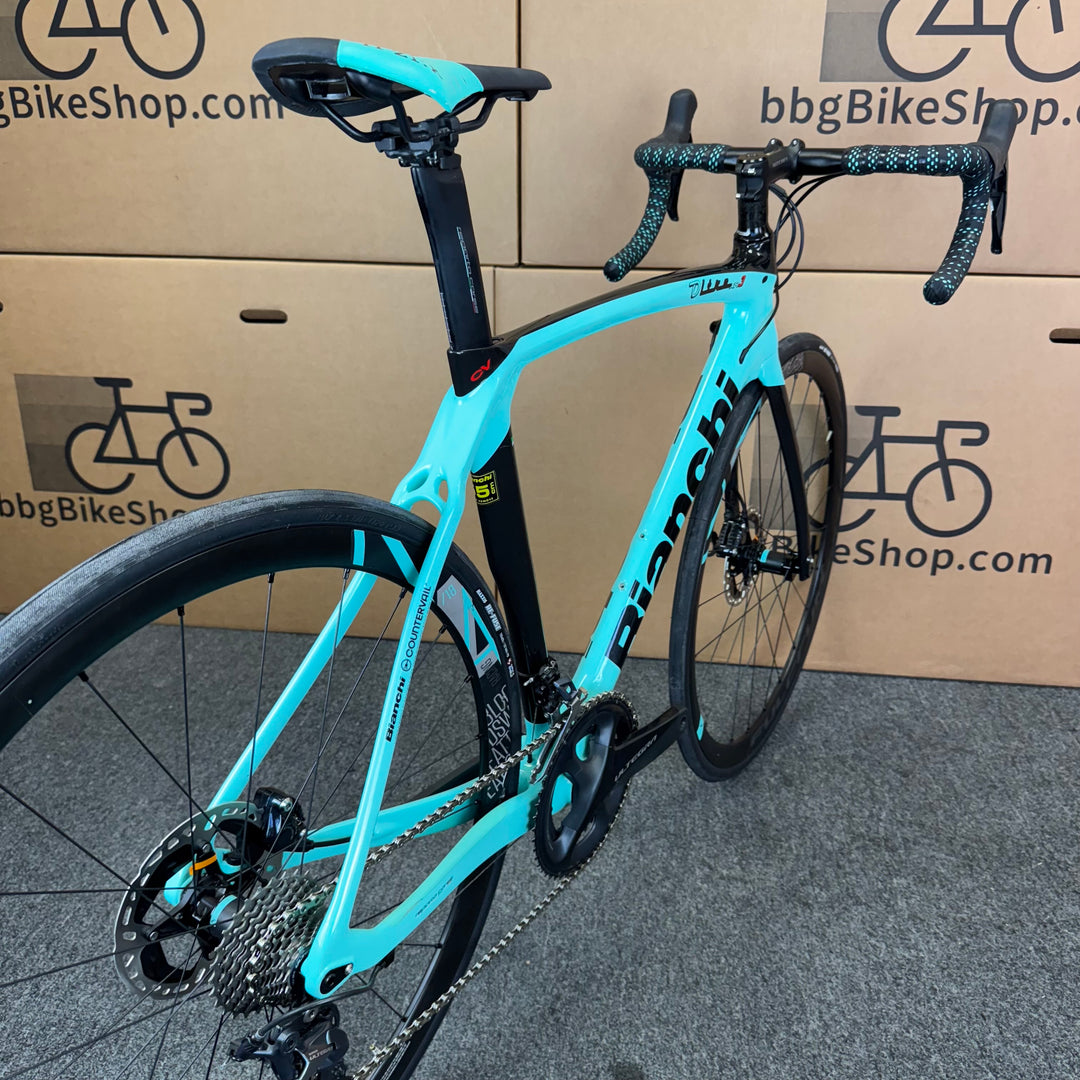 Used Bianchi Oltre XR3, Carbon Fiber Road Bike-2021, 55cm