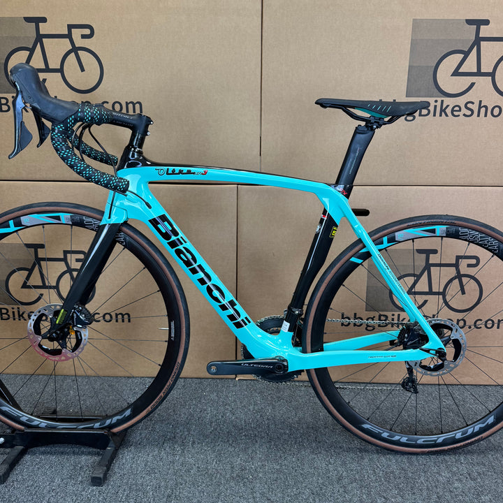 Used Bianchi Oltre XR3, Carbon Fiber Road Bike-2021, 55cm