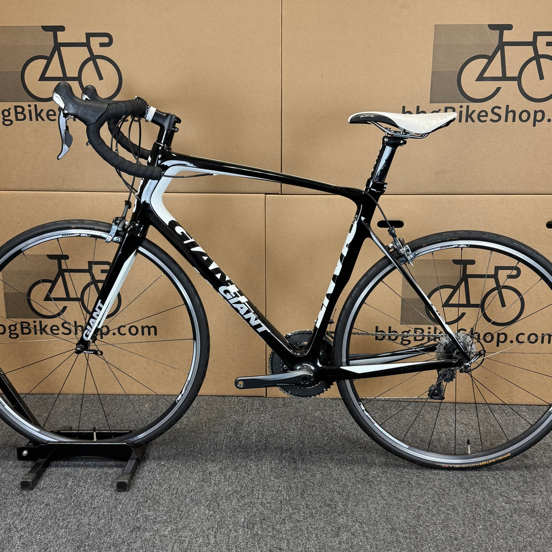 Used Giant Defy 1, Shimano Ultegra, Carbon Fiber Road Bike-2012, 58cm Large