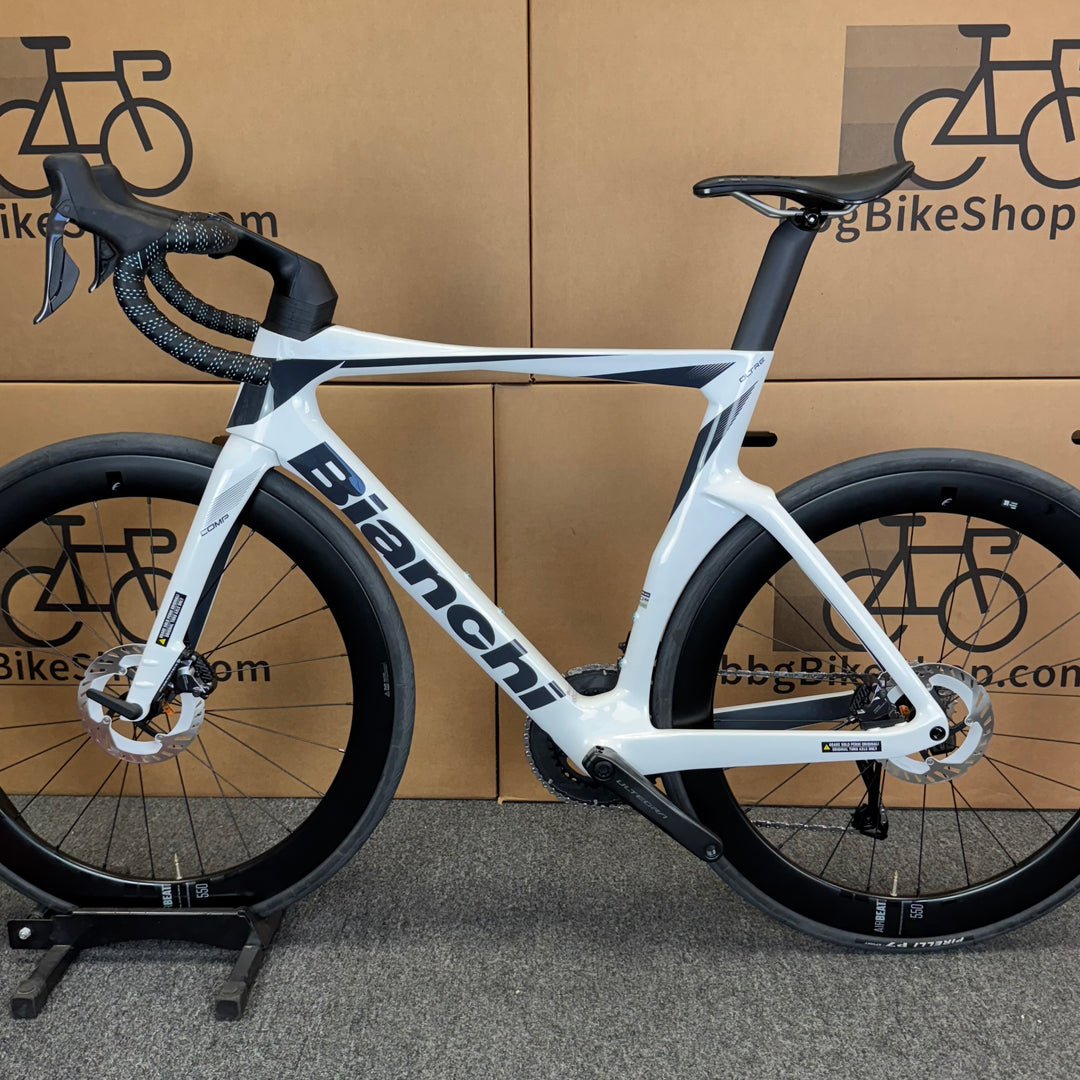New Bianchi Oltre Comp, Ultegra Di2 12-speed, Carbon Fiber Road Bike-2024, 57cm