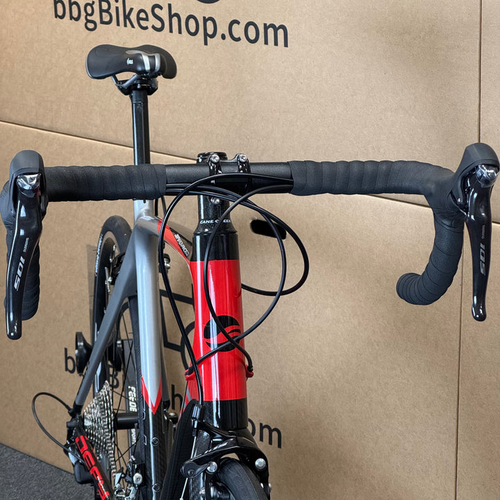 Used Giant Defy, 11-speed Shimano 105, Carbon Fiber Road Bike-2010, 58cm