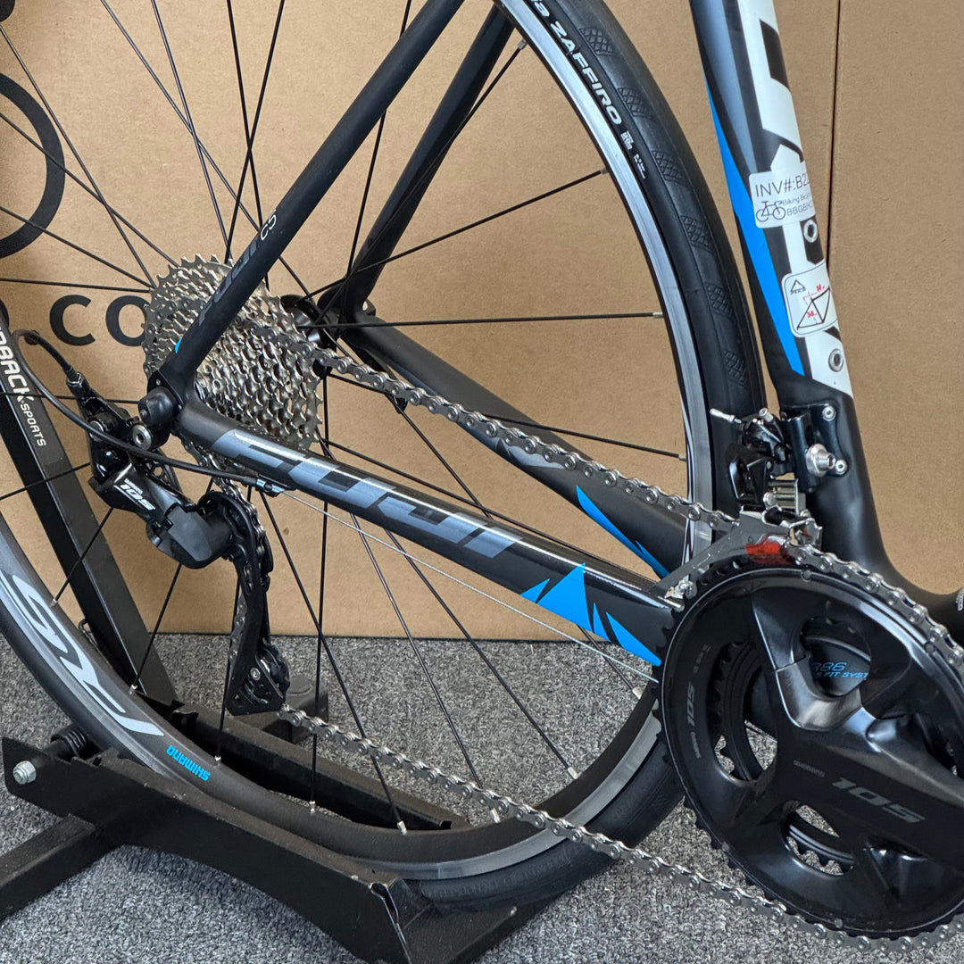 Used Fuji Gran Fondo 2.0 LE, 11-speed Shimano 105, Carbon Road Bike-2014, 58cm