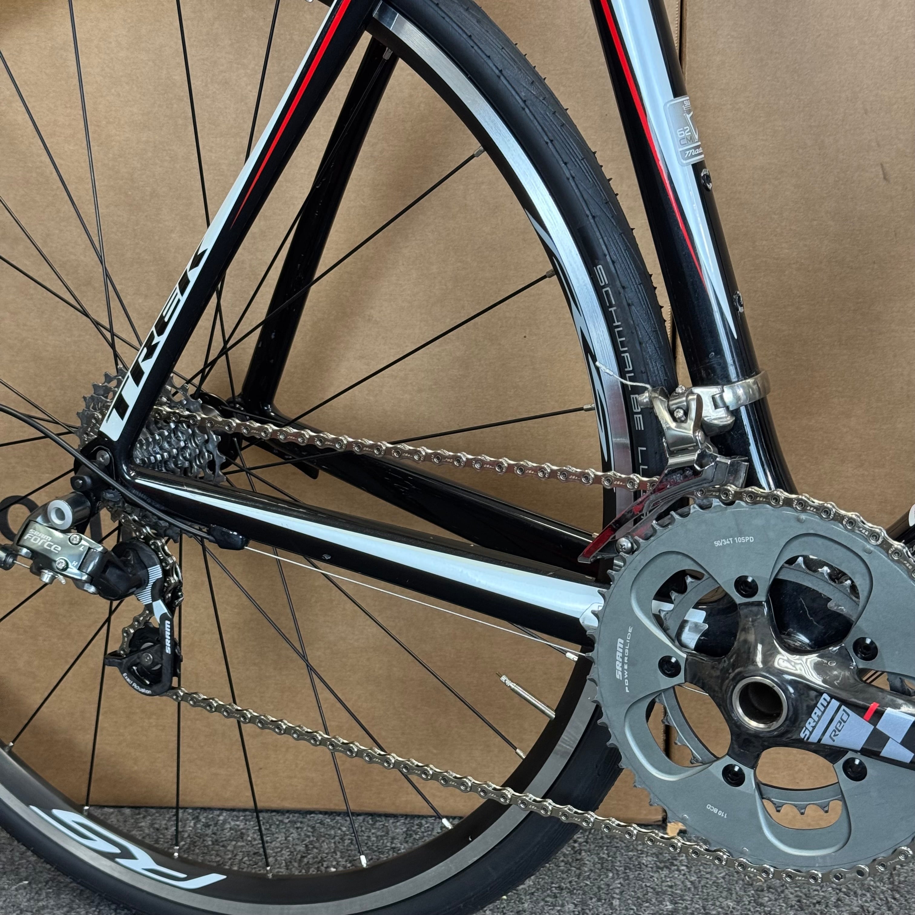 TREK　ロードバイク　Madone　4.7　2009年製 アルテグラ　6600 BONTRAGER AEOLUS 5.0 ACC カーボンホイール　中古品 s-l400.jpg
