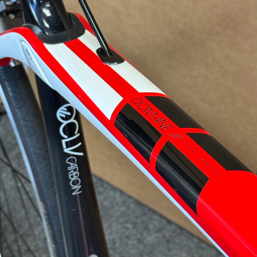 Used Trek Domane 5.9, Ultegra Di2, Carbon Endurance Road Bike-2015, 56cm