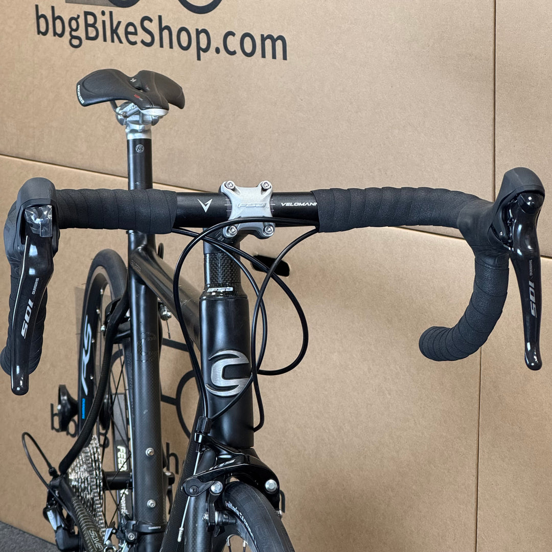 Used Cannondale Synapse, 11-speed Shimano 105, Carbon Fiber Road Bike-2006, 54cm