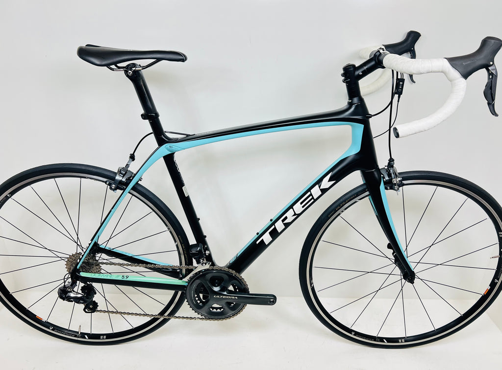 Used Trek Domane 5.9 11 Speed Shimano Ultegra Di2 Carbon Road Bike 2 BikingBicycleGarage