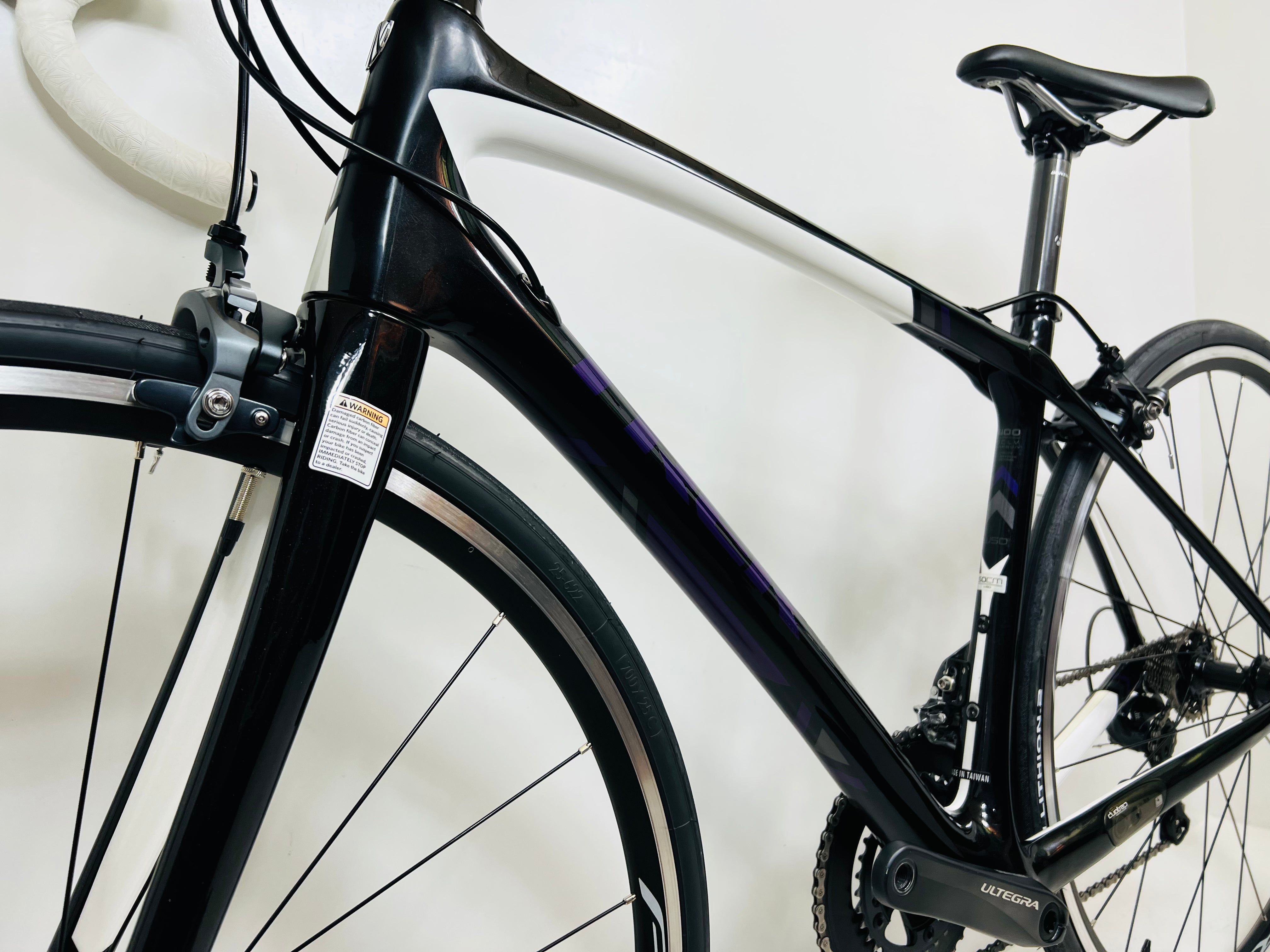 Trek Silque Women’s, 11-Speed Ultegra, Carbon Fiber Road Bike-2017, 54cm