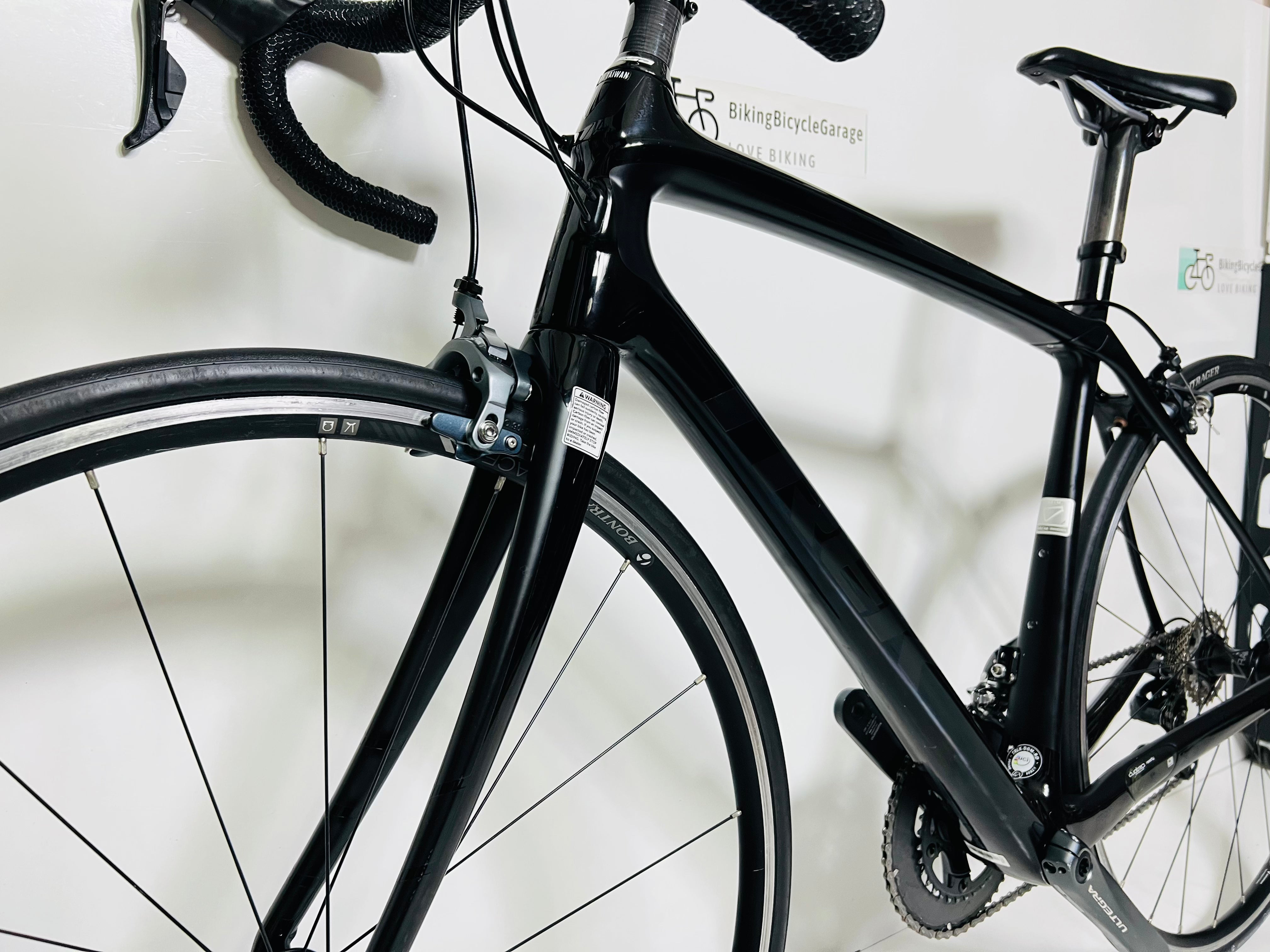Trek Domane 5.2, 11-Speed Ultegra, Carbon Fiber Road Bike, 2014, 54cm