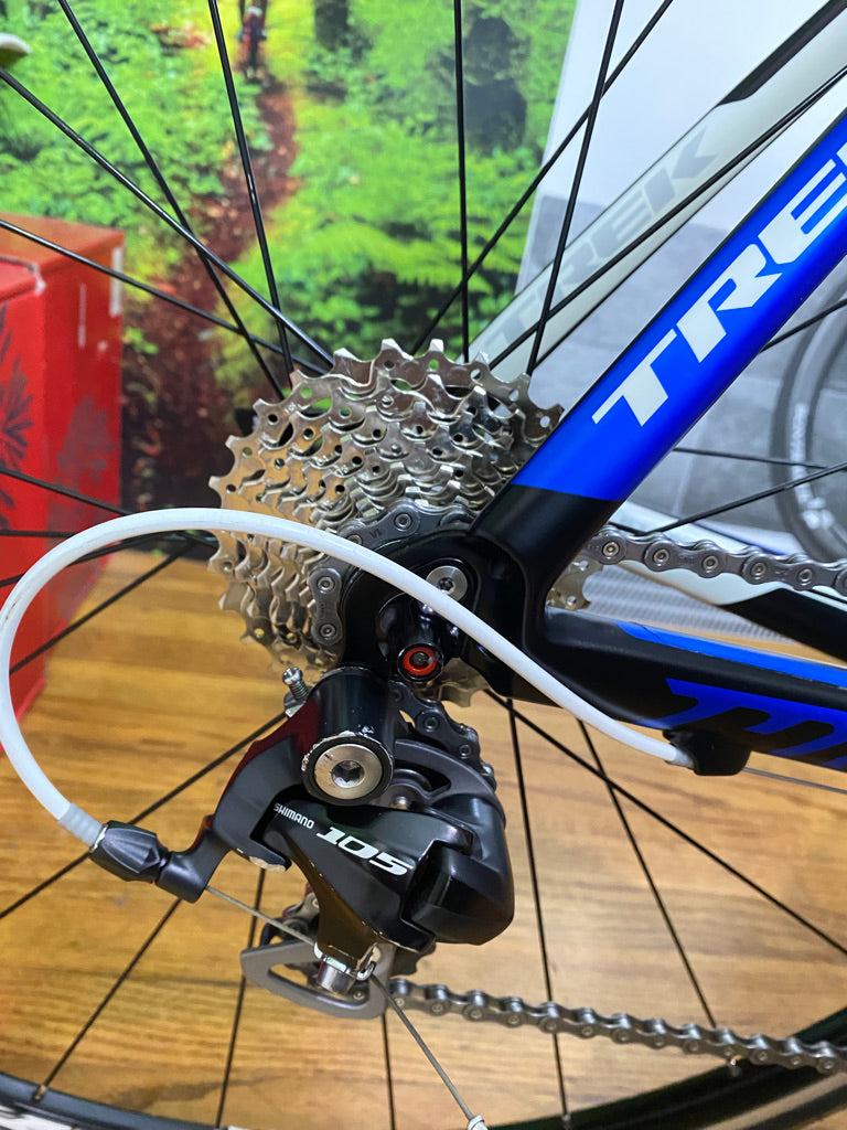 Trek Madone 4.5, Shimano 105, Carbon Fiber Road Bike, Size: 58cm