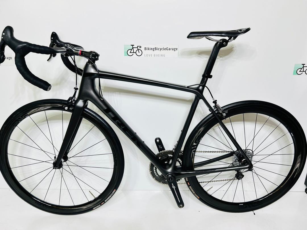 Trek Emonda SL 6 11 Speed Campagnolo Chorus ENVE Carbon Fiber