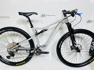 2021 Orbea OIZ, 12-Speed Shimano Deore, Mountain Bike, 31 Pounds! FOX, Medium