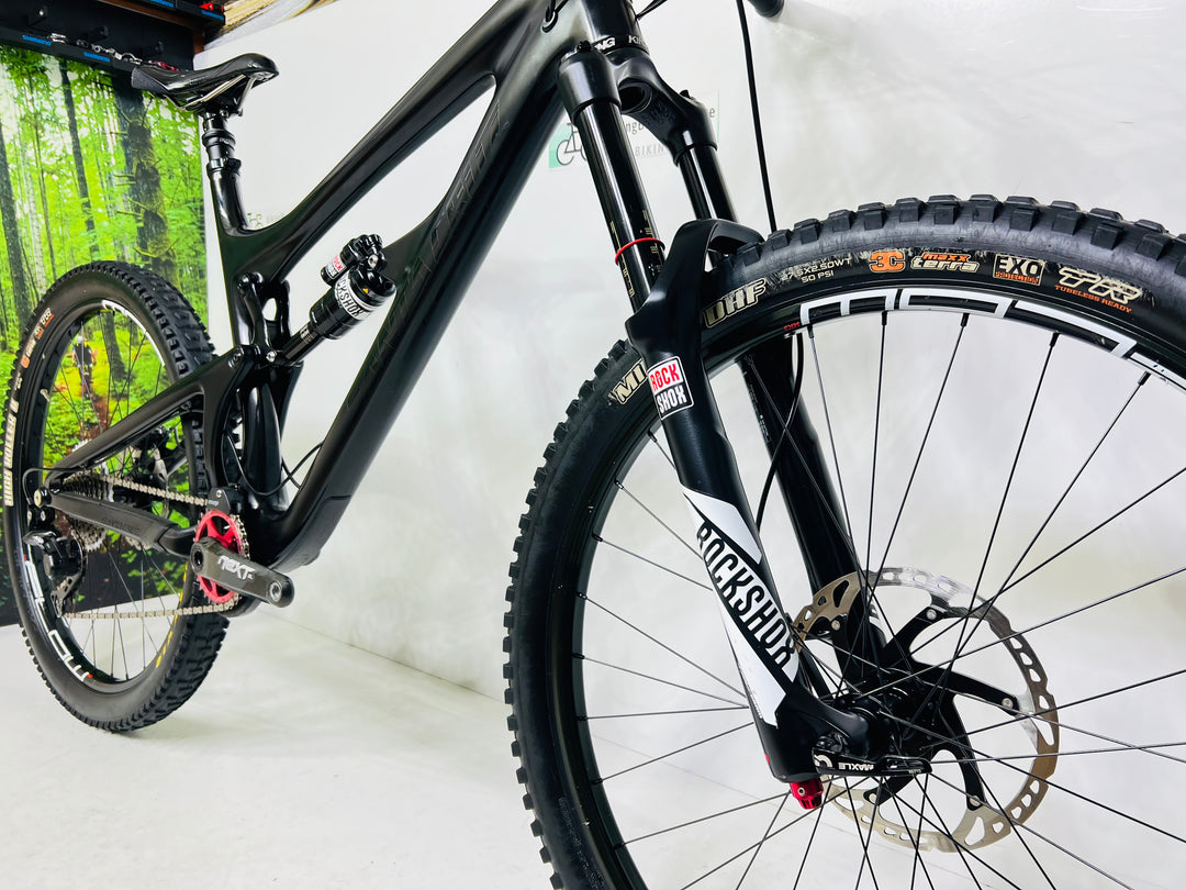 Used Santa Cruz Nomad C Carbon Fiber Mountain Bike 2015 XL BikingBicycleGarage
