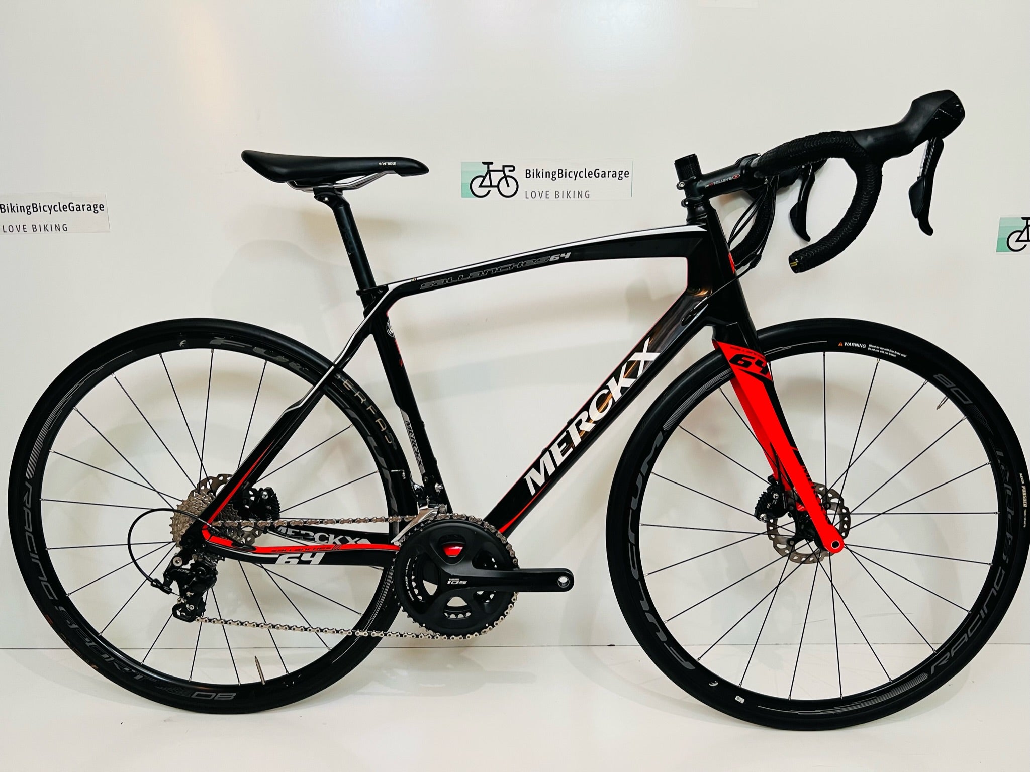 Eddy Merckx Sallanches 64, 11-Speed, Carbon Fiber Road Bike