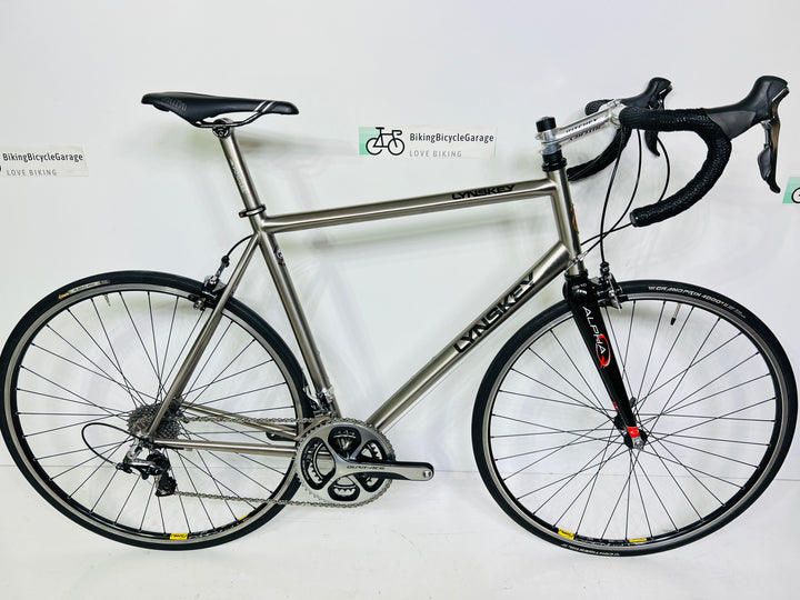 Lynskey R330 Titanium Road Bike- 58cm, 11-Speed Dura-Ace 7900