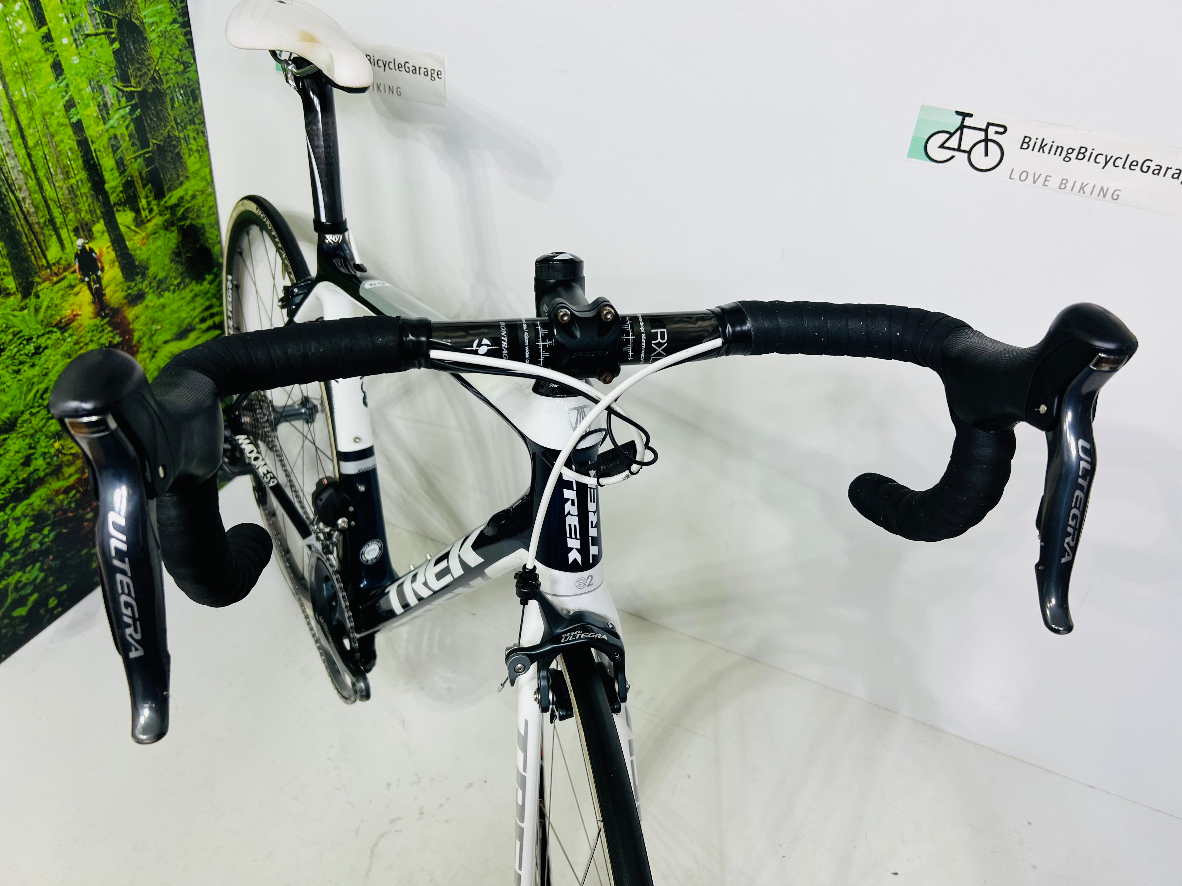 Trek Madone 5.9 Carbon Fiber Road Bike- 2012, 54cm, Shimano Ultegra Di2